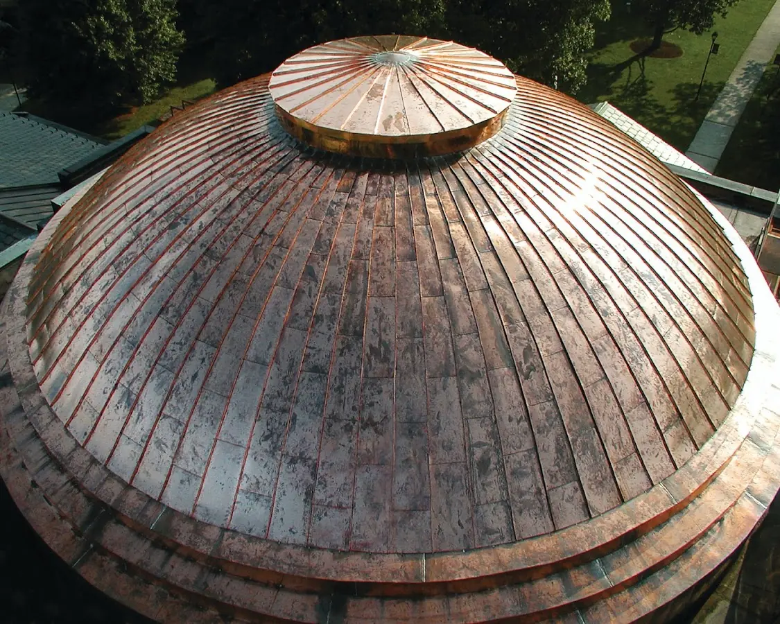 Craftsman Roofing crew installing a new roof in Kingsborough Ridge